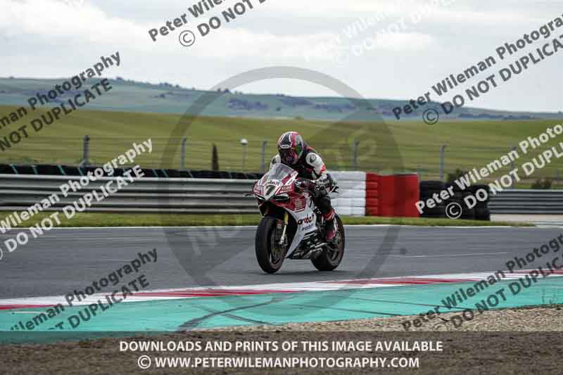cadwell no limits trackday;cadwell park;cadwell park photographs;cadwell trackday photographs;enduro digital images;event digital images;eventdigitalimages;navarra;no limits trackdays;peter wileman photography;racing digital images;trackday digital images;trackday photos